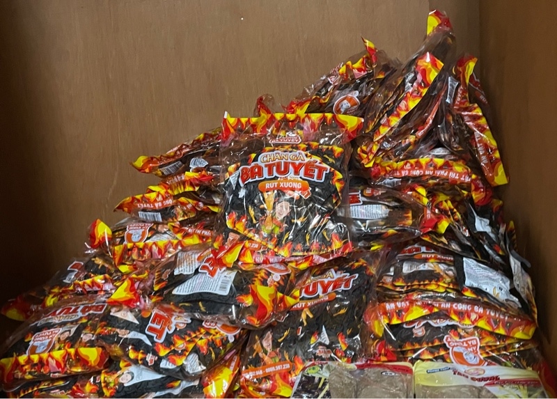 Chân gà Bà Tuyết rút xương - cái