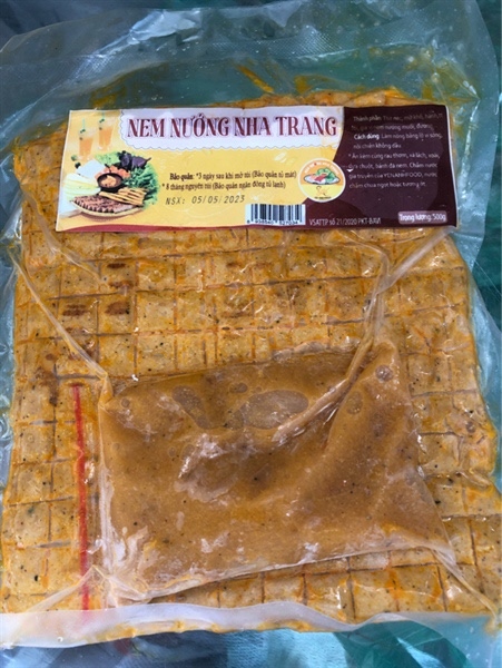 Nem nướng Nha Trang phên