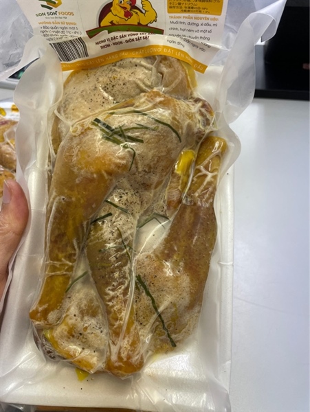 Đùi gà ủ muối hoa tiêu